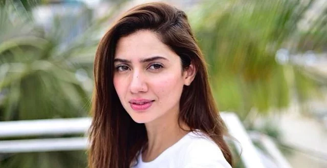 Mahira Khan support expelled IBA student