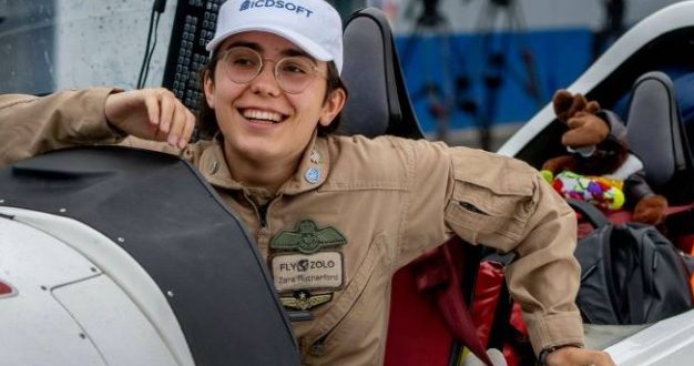 Youngest female pilot to take the solo world tour