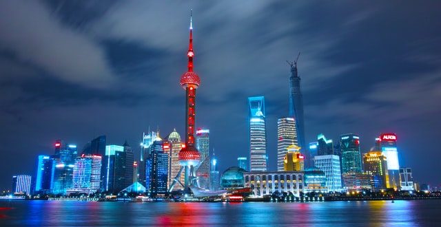 China lifts ban on group tours