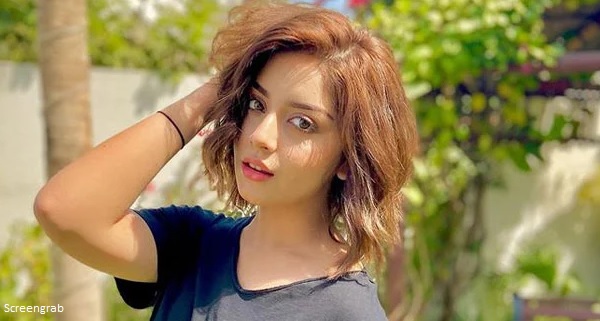 Alizeh Shah bold photoshoot