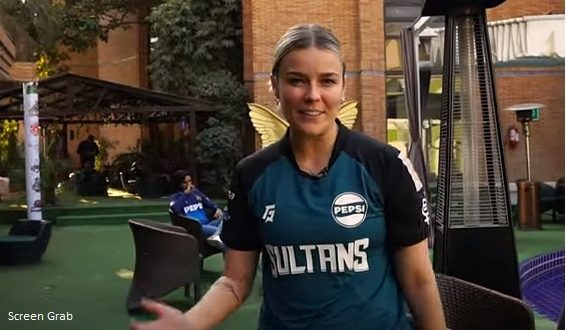 Alex Hartley fasting in Pakistan