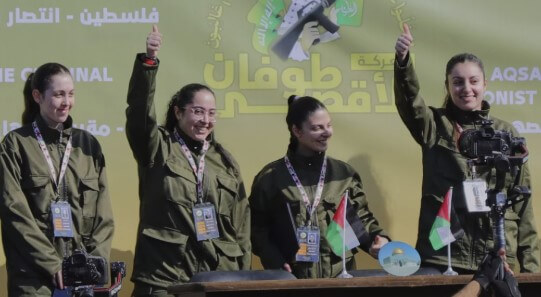 4 female Israeli soldiers released