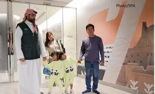 Phlipino Conjoined in Saudi Arab for surgery