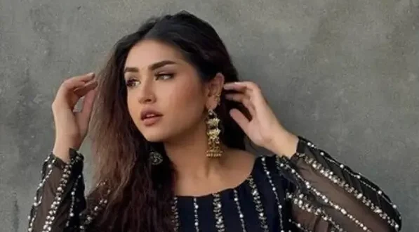 Minahil Malik new video