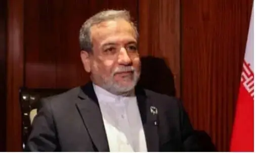 Iranian Foreign Minister Abbas Araghchi briefs journalists in Moscow about his productive diplomatic visit to Islamabad