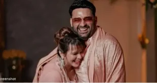 Indian comedian Kapil Sharma speaking about late Pakistani comedy legend Amanullah Khan during his Netflix show
