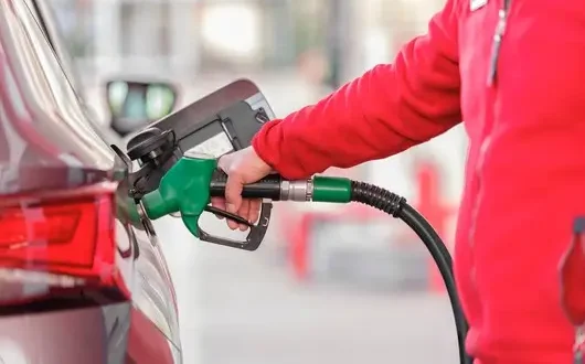 Pakistan's federal government considers petroleum smart lockdown to reduce fuel consumption