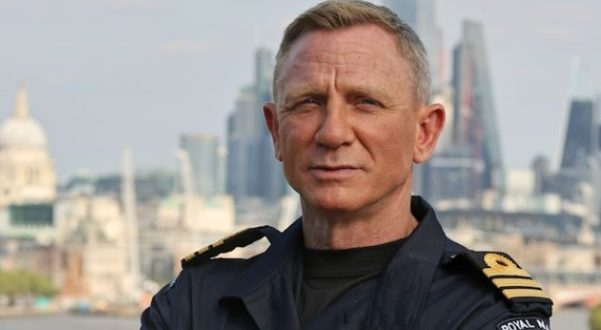 Daniel Craig honorary British Navy Commander