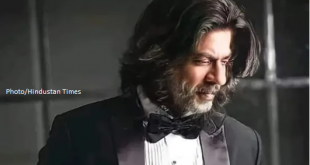Shah Rukh Khan's New Look Viral on Social media
