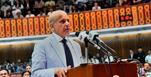 Will Shahbaz Sharif beat Imran Khan