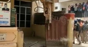 Muslim houses being demolished in India