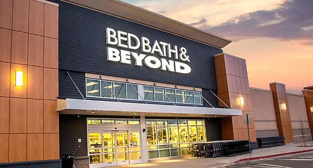 Bed Bath & Beyond CFO dies
