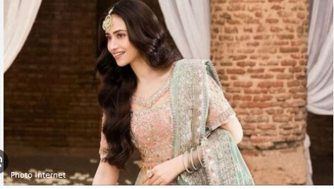 Sana Javed angry over journalists